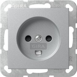 Gira stikkontakt med dansk jord