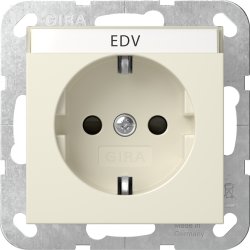 Gira SCHUKO stikkontakt med tekstfelt